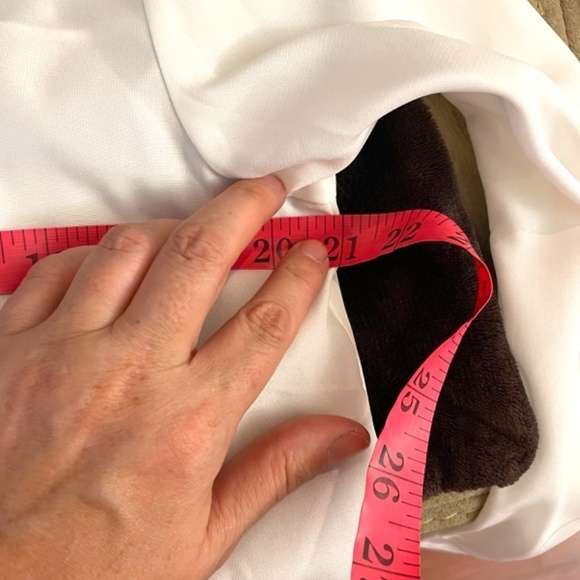 NWT White Blouse With Diamond Studs On Collar 🤍 - Picture 11 of 12